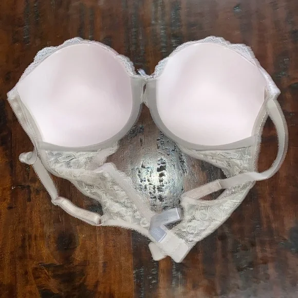 Victoria’s Secret NWOT Dream Angels Bras—$20 each - Picture 3 of 10